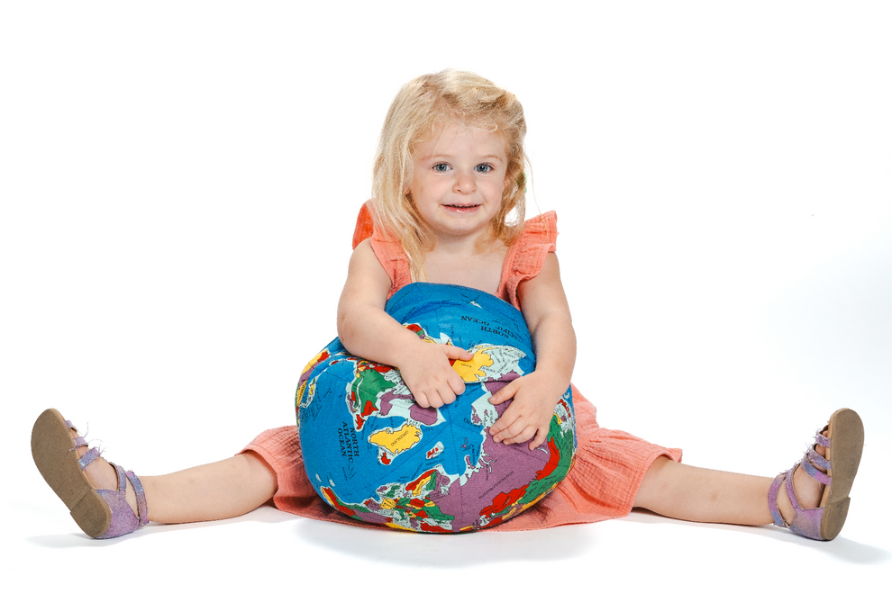 2015年製Hug A Planet Globe Plush 地球儀型クッション Super Hugg-A-Planet Earth | Hugg A Planet – Hugg A Planet®