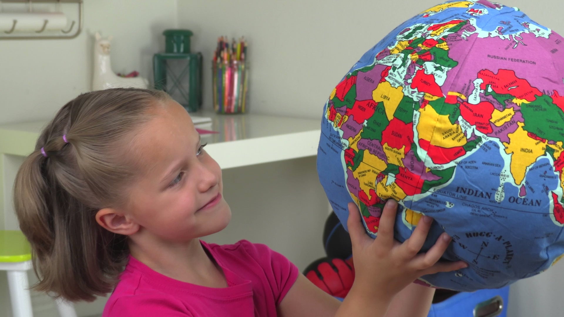 Super Hugg-A-Planet Earth | Hugg A Planet